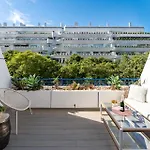 Malagasuite Duplex With Parking Marbella