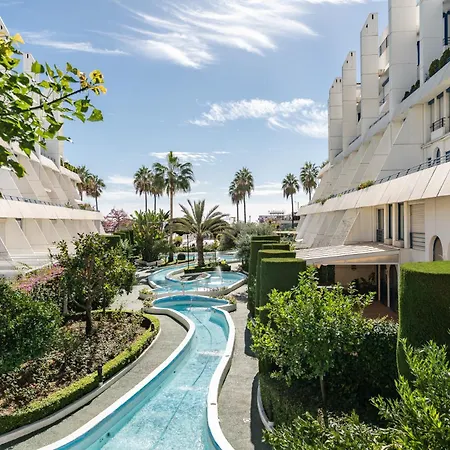 Malagasuite Duplex With Parking *