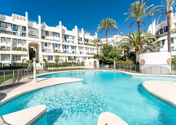 Malagasuite Duplex With Parking Apartment Marbella