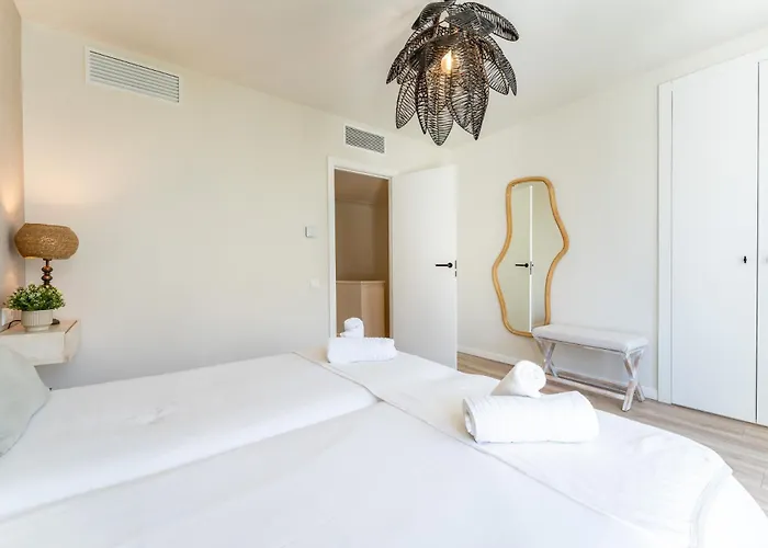 Apartment Malagasuite Duplex With Parking