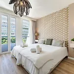 Malagasuite Duplex With Parking *