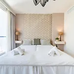 Malagasuite Duplex With Parking Marbella