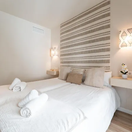 Appartamento Malagasuite Duplex With Parking