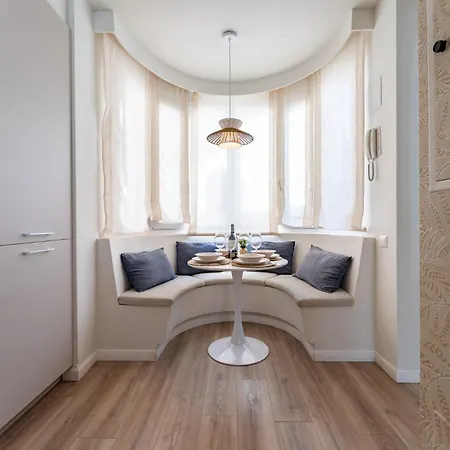 Lejlighed Malagasuite Duplex With Parking