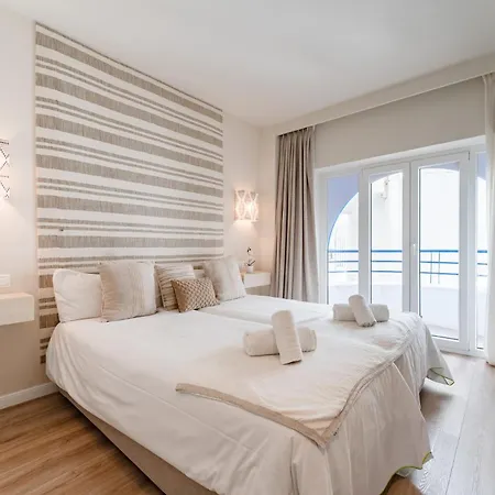 Malagasuite Duplex With Parking Μαρμπέλλα