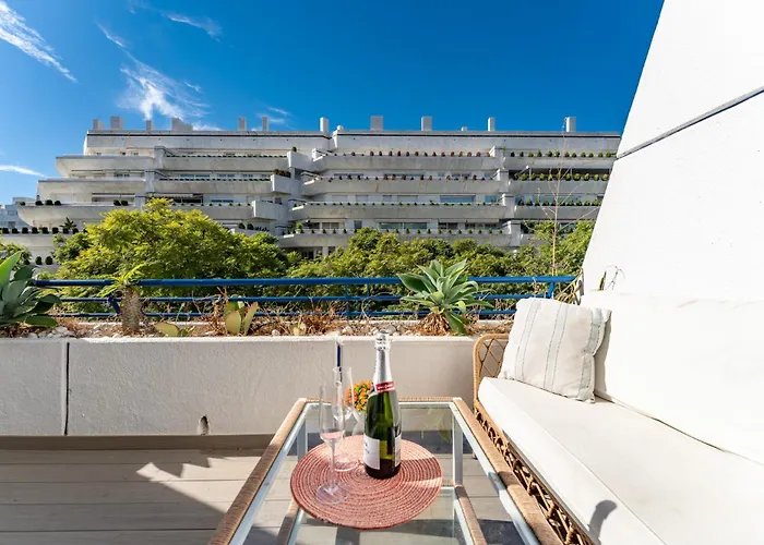 Malagasuite Duplex With Parking *