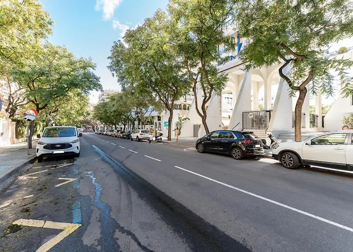 Malagasuite Duplex With Parking Apartamento *