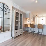 شقة Malagasuite Duplex With Parking *