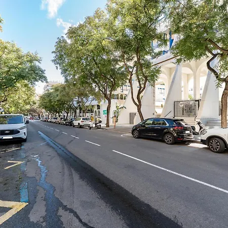 Malagasuite Duplex With Parking Апартаменти *